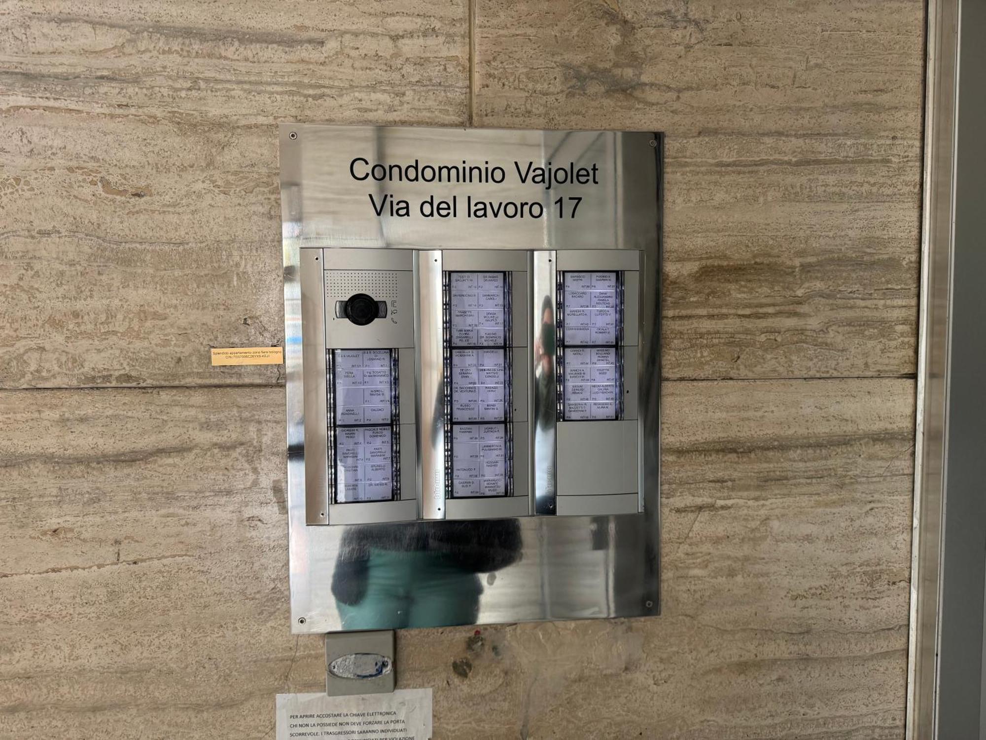 Splendido Appartamento In Zona Fiera A Bologna Exterior foto